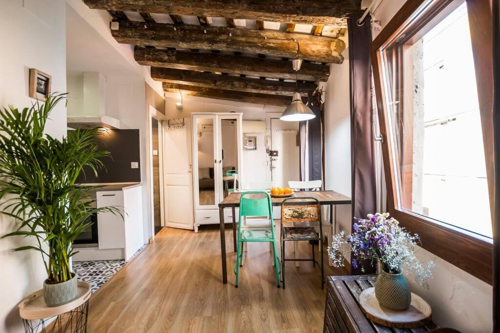Appartamento Prive Terrace In El Born, Near The Barcellona